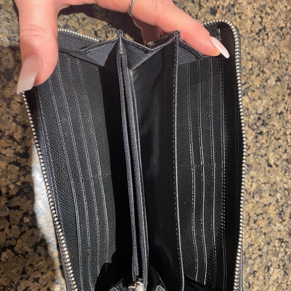 Wallet - Picture 3 of 3